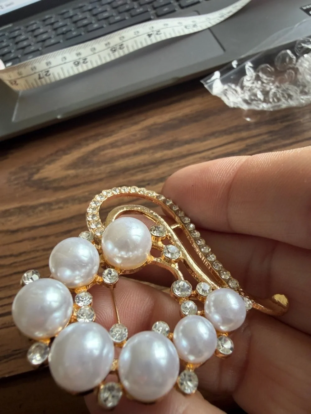 Elegant Pearl & Crystal Heart Brooch